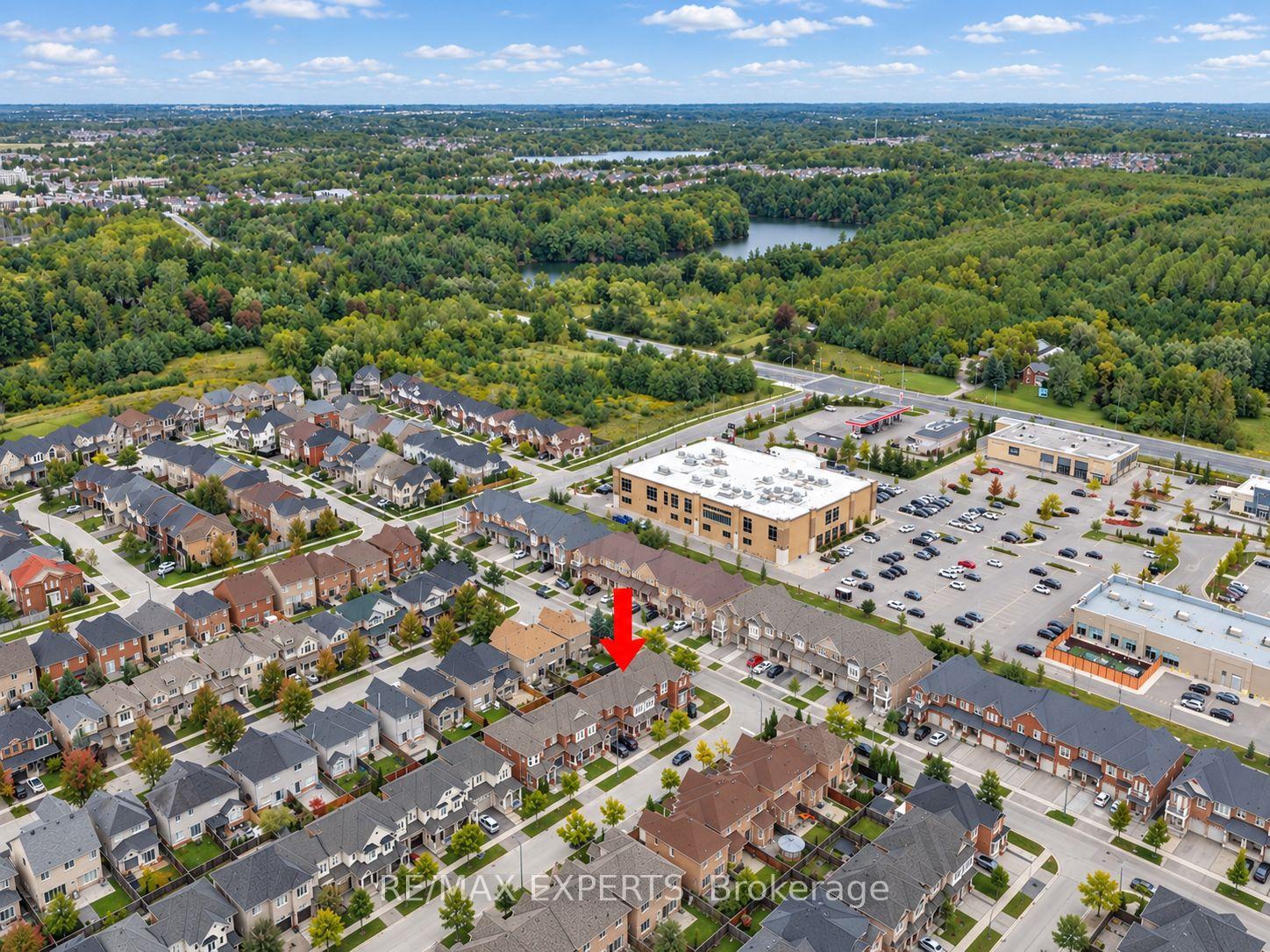 Photo 37 of 40 Pitney Avenue, Richmond Hill, Jefferson — HOMEH