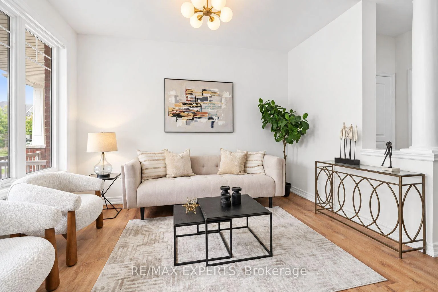 Photo 8 of 40 Pitney Avenue, Richmond Hill, Jefferson — HOMEH