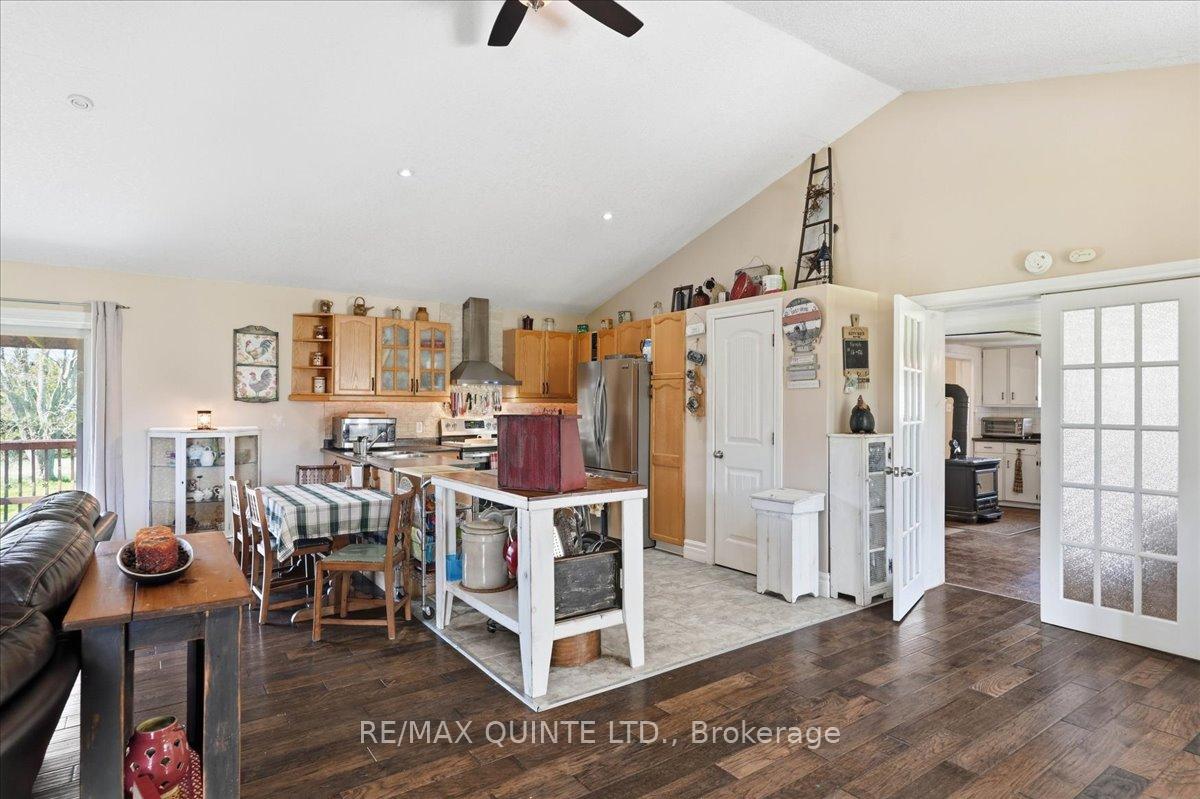 Photo 10 of 1686 County Road 13, Prince Edward County, South Marysburg Ward — HOMEH