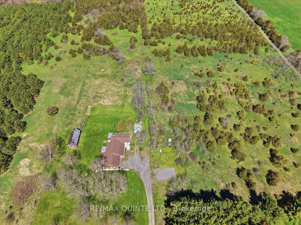 Photo 43 of 1686 County Road 13, Prince Edward County, South Marysburg Ward — HOMEH