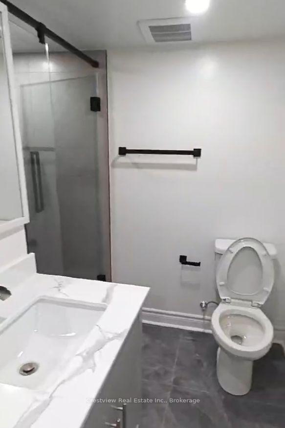 Photo 9 of 10 Clapperton Avenue, Scarborough, Clairlea-Birchmount — HOMEH