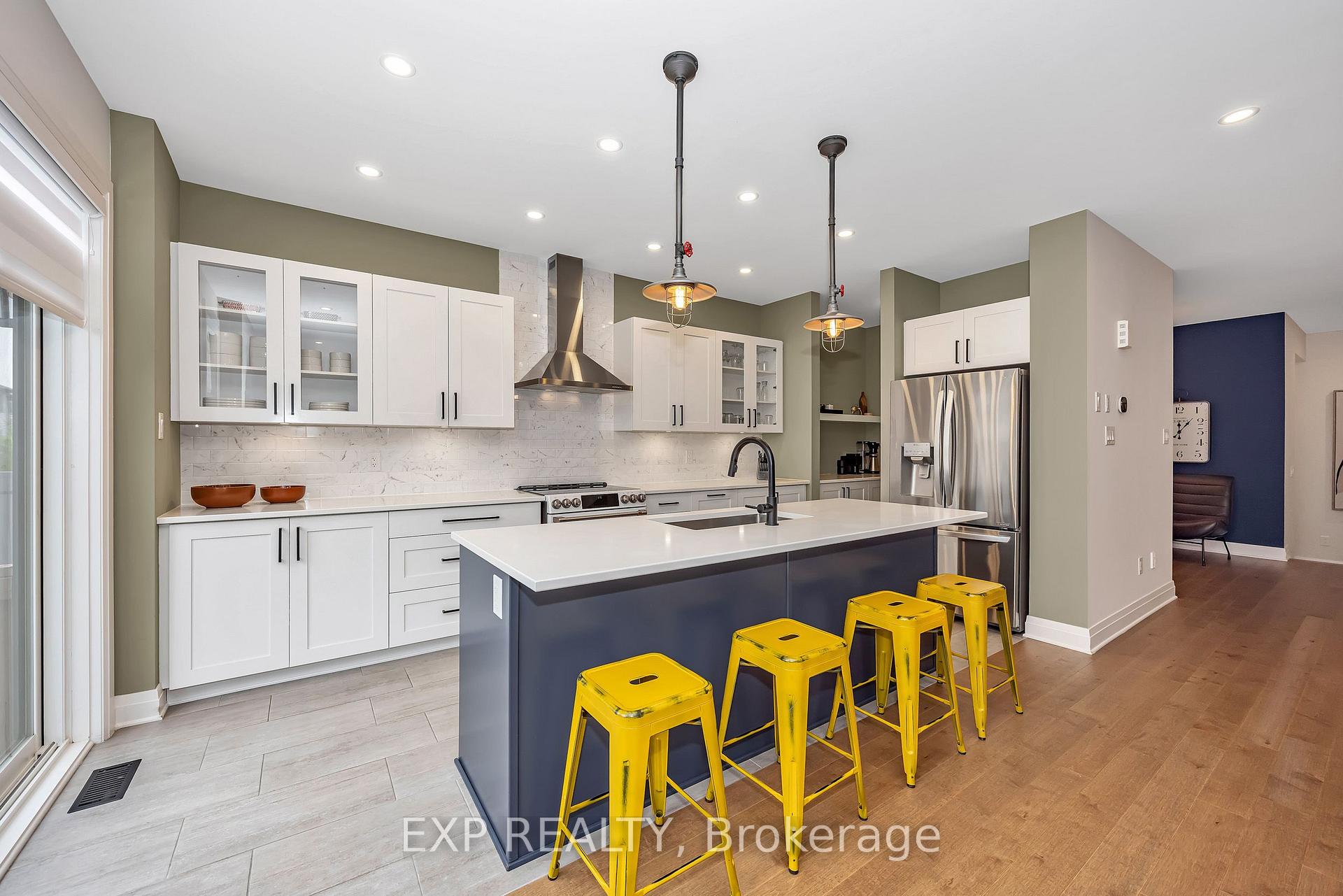 Photo 6 of 280 Big Dipper Street, Ottawa, Riverside South/Gloucester Glen — HOMEH
