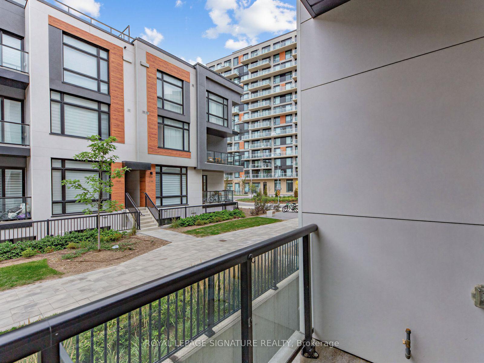 Photo 22 of Unit 1014, 14 David Eyer Road, Richmond Hill, Rural Richmond Hill — HOMEH