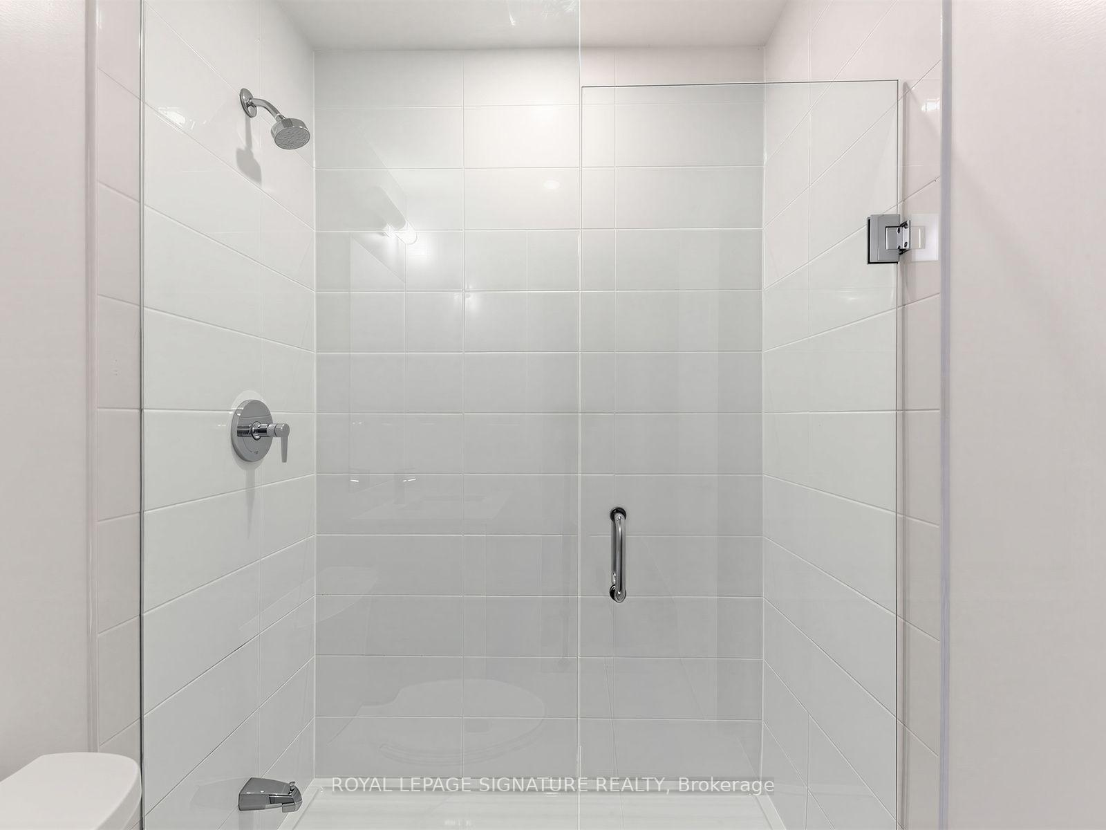 Photo 31 of Unit 1014, 14 David Eyer Road, Richmond Hill, Rural Richmond Hill — HOMEH