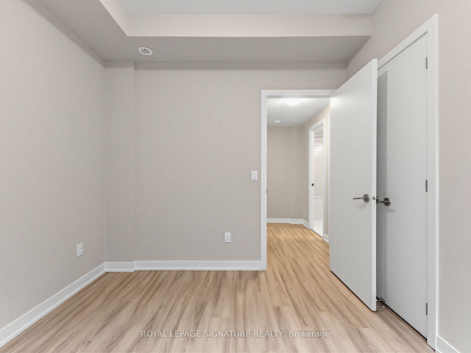 Photo 35 of Unit 1014, 14 David Eyer Road, Richmond Hill, Rural Richmond Hill — HOMEH