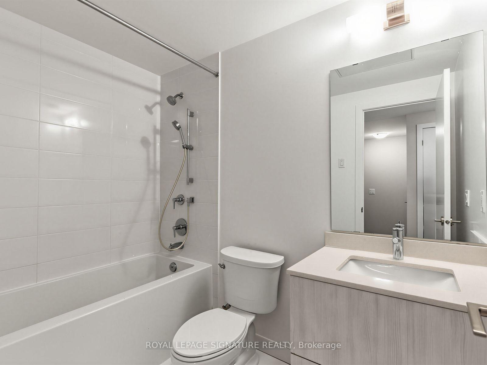 Photo 36 of Unit 1014, 14 David Eyer Road, Richmond Hill, Rural Richmond Hill — HOMEH