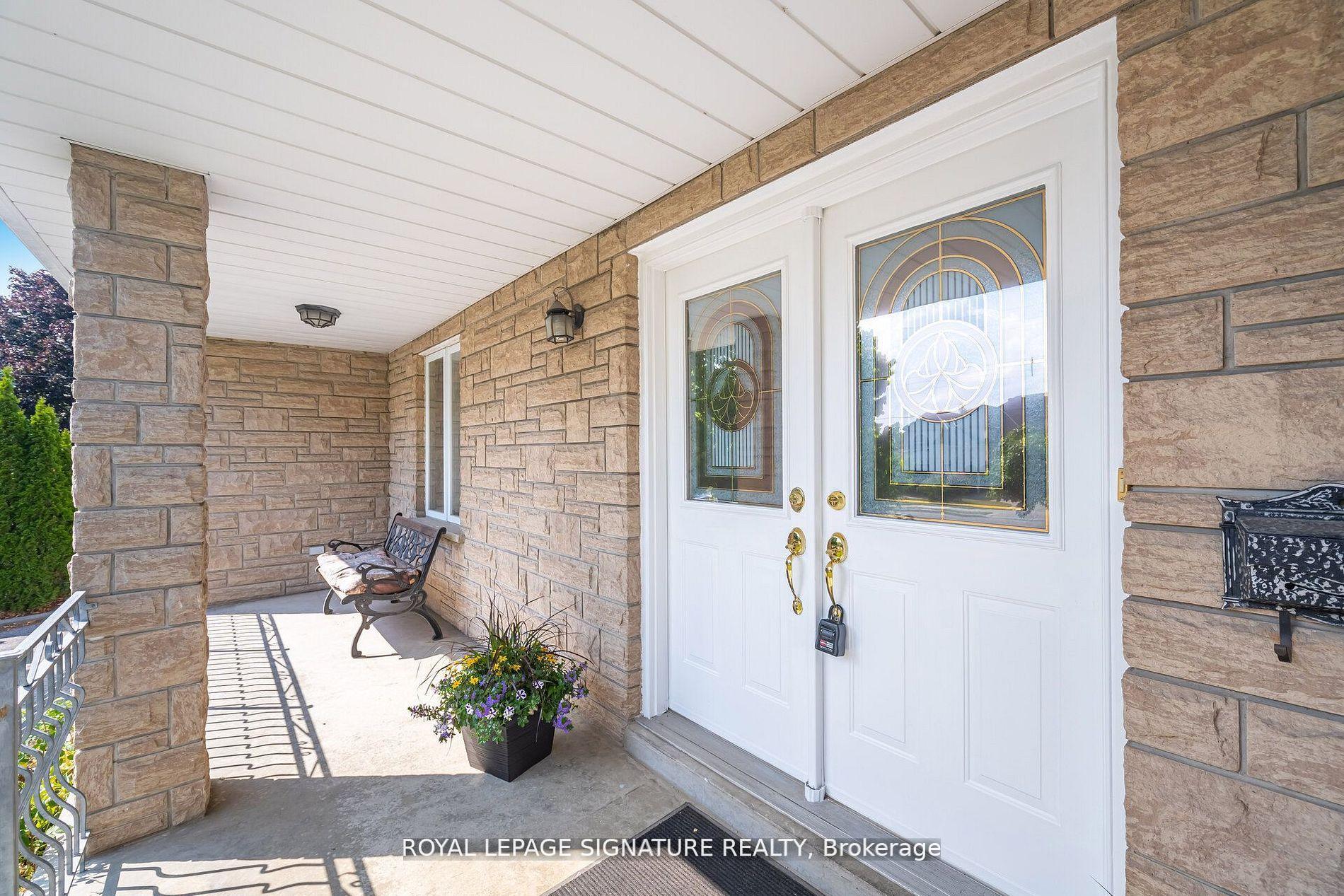 Photo 17 of 4097 Hickory Drive, Mississauga, Rathwood — HOMEH