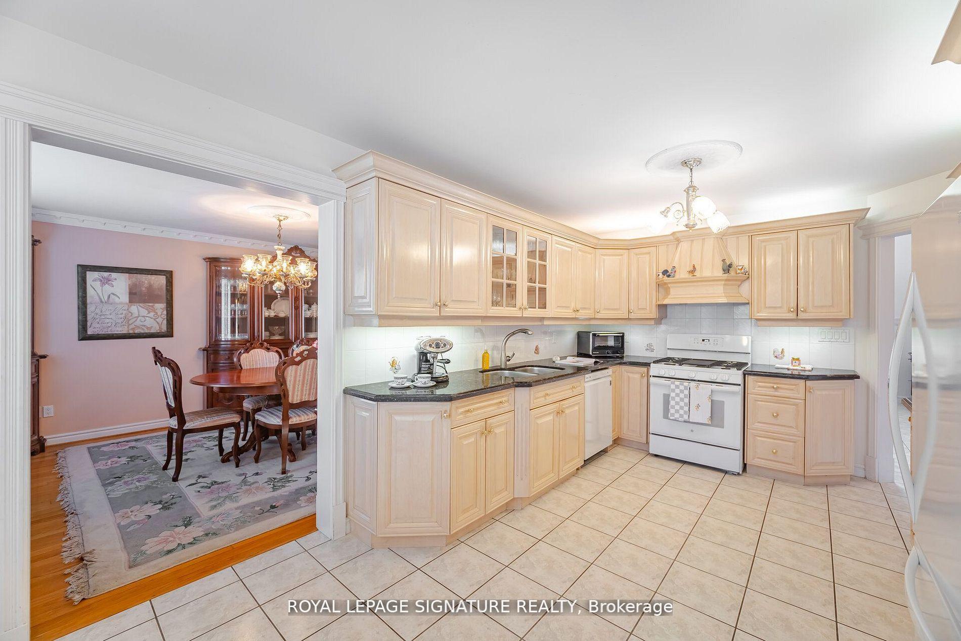 Photo 35 of 4097 Hickory Drive, Mississauga, Rathwood — HOMEH