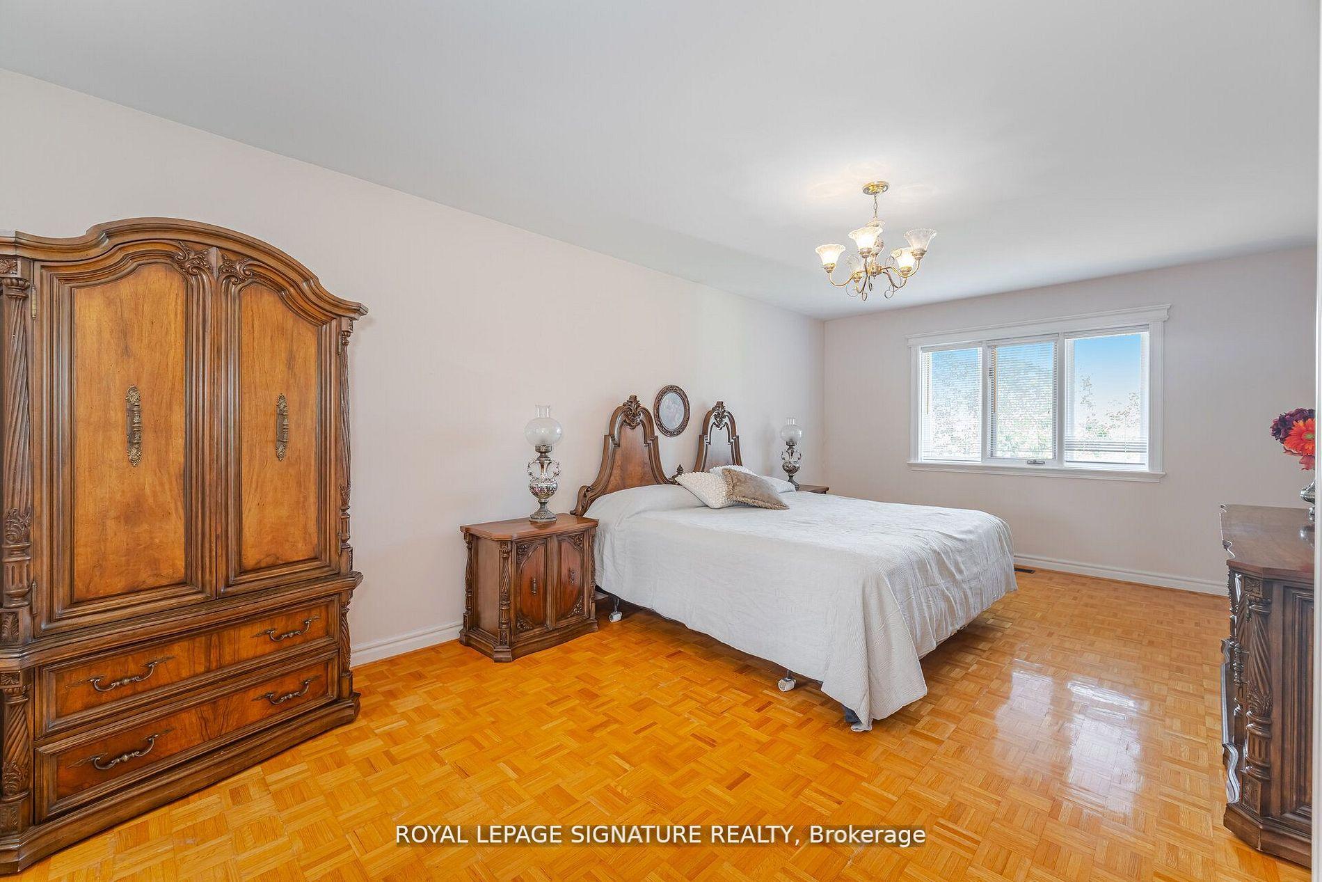 Photo 49 of 4097 Hickory Drive, Mississauga, Rathwood — HOMEH