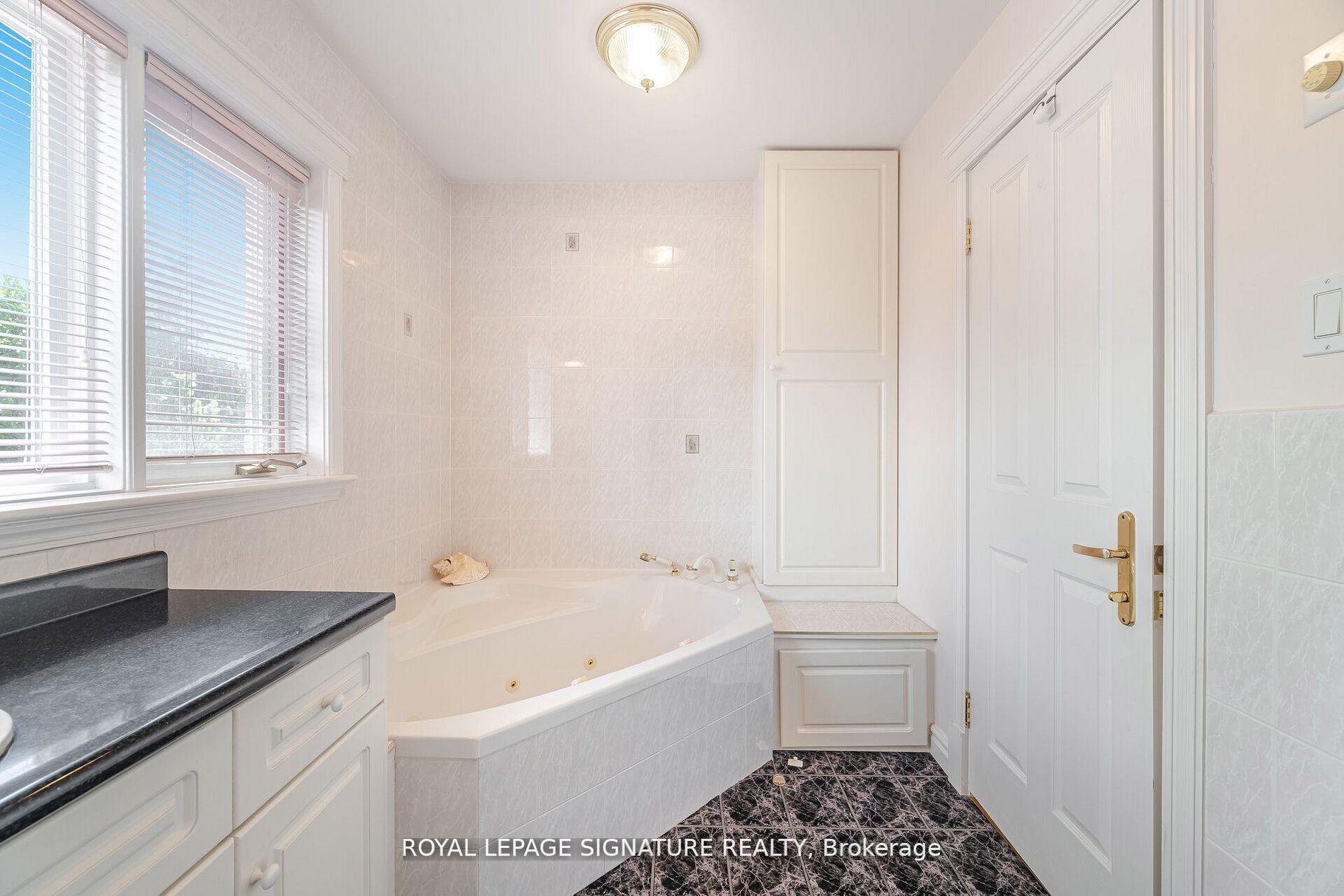 Photo 53 of 4097 Hickory Drive, Mississauga, Rathwood — HOMEH
