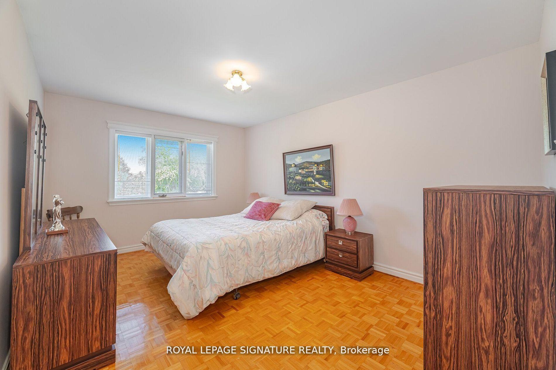 Photo 55 of 4097 Hickory Drive, Mississauga, Rathwood — HOMEH