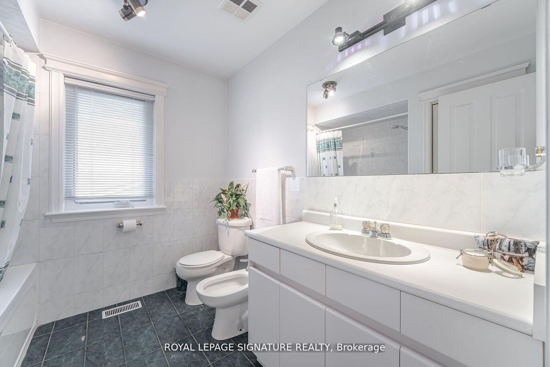 Photo 61 of 4097 Hickory Drive, Mississauga, Rathwood — HOMEH