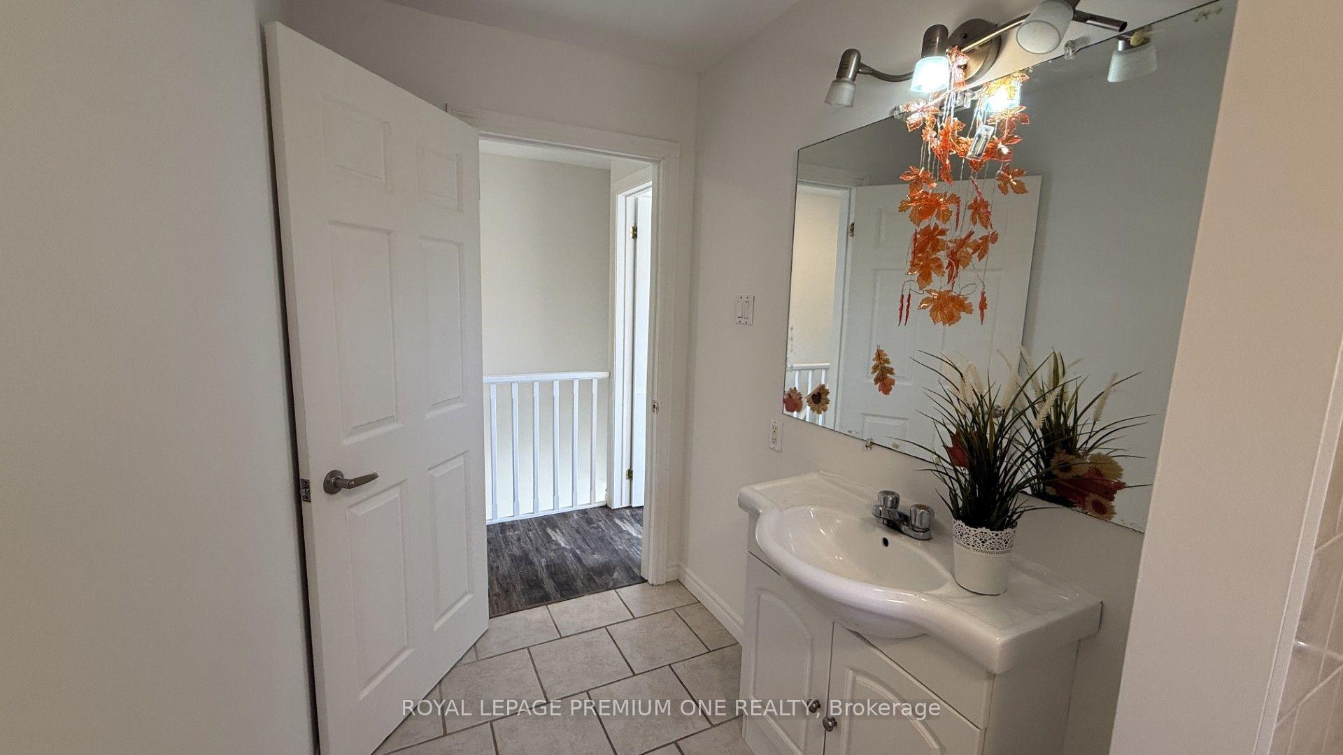 Photo 29 of Unit UNIT A, 512 Mosley Street, Wasaga Beach — HOMEH