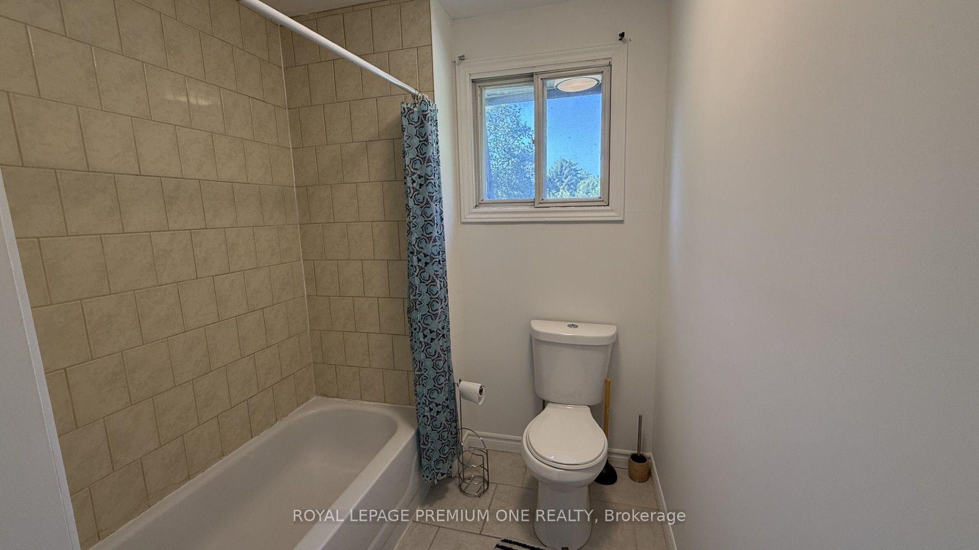 Photo 30 of Unit UNIT A, 512 Mosley Street, Wasaga Beach — HOMEH