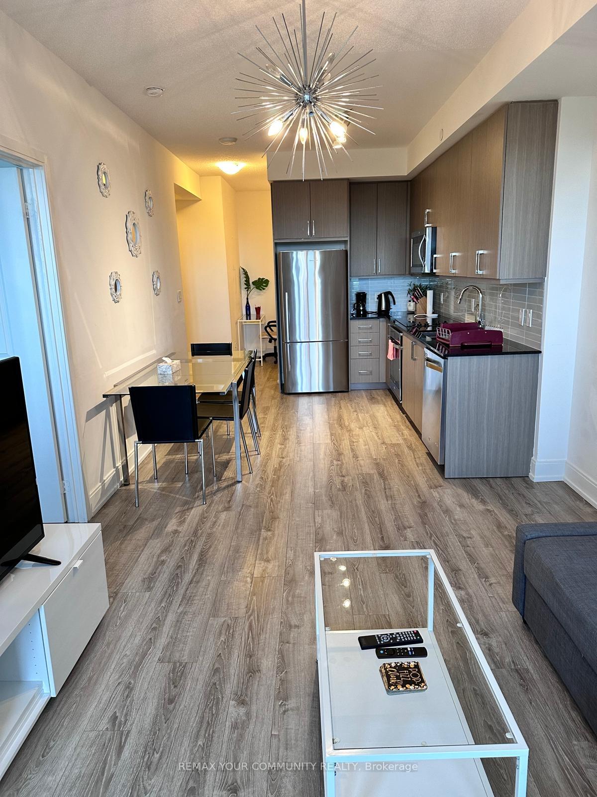 Photo 3 of Unit 807B, 9600 Yonge Street, Richmond Hill, North Richvale — HOMEH
