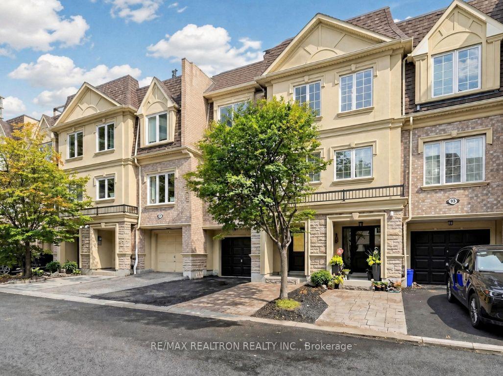 Photo 4 of Unit 92, 1250 St. Martins Drive, Pickering, Bay Ridges — HOMEH