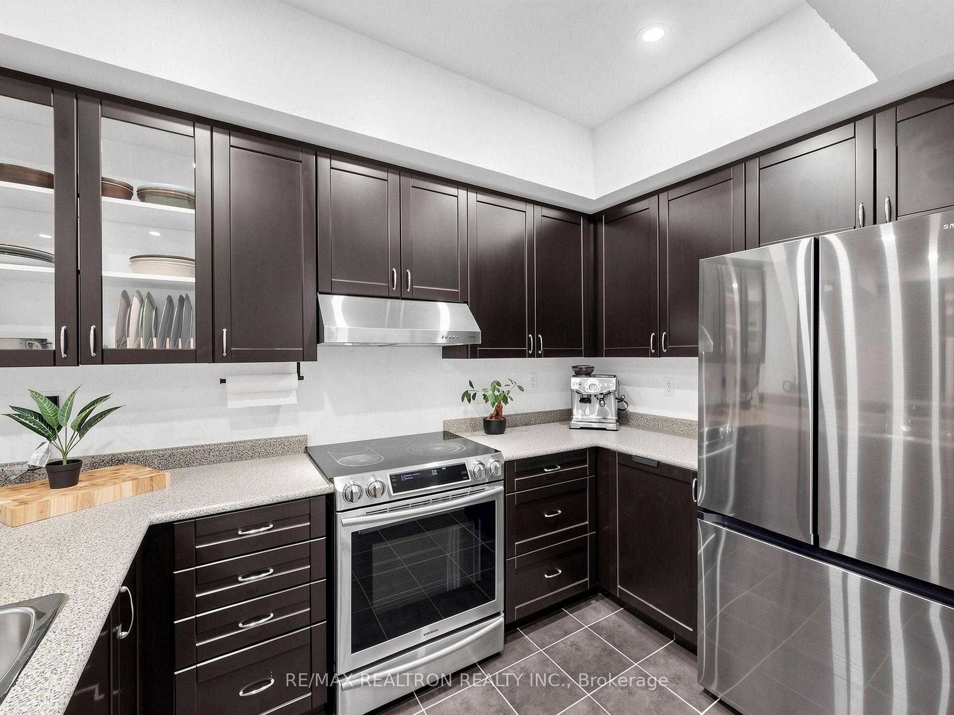Photo 19 of Unit 92, 1250 St. Martins Drive, Pickering, Bay Ridges — HOMEH