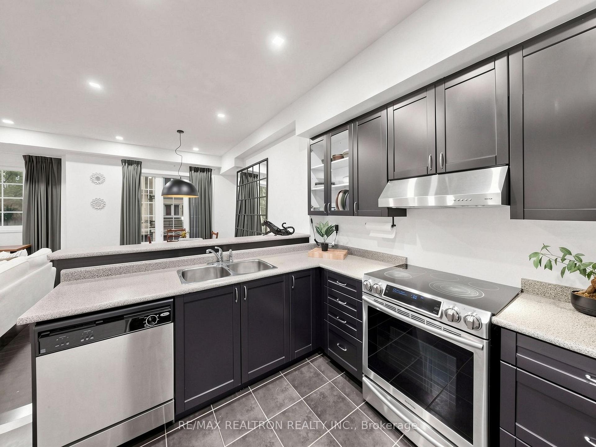 Photo 21 of Unit 92, 1250 St. Martins Drive, Pickering, Bay Ridges — HOMEH