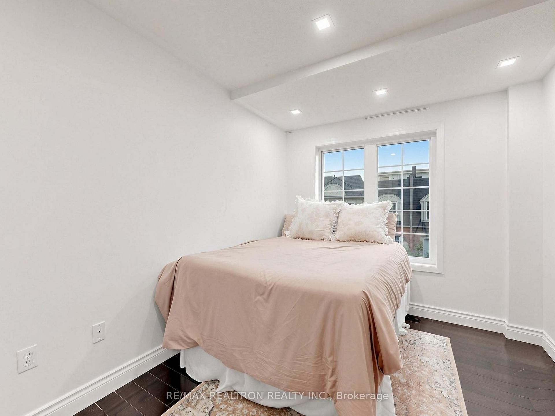 Photo 33 of Unit 92, 1250 St. Martins Drive, Pickering, Bay Ridges — HOMEH