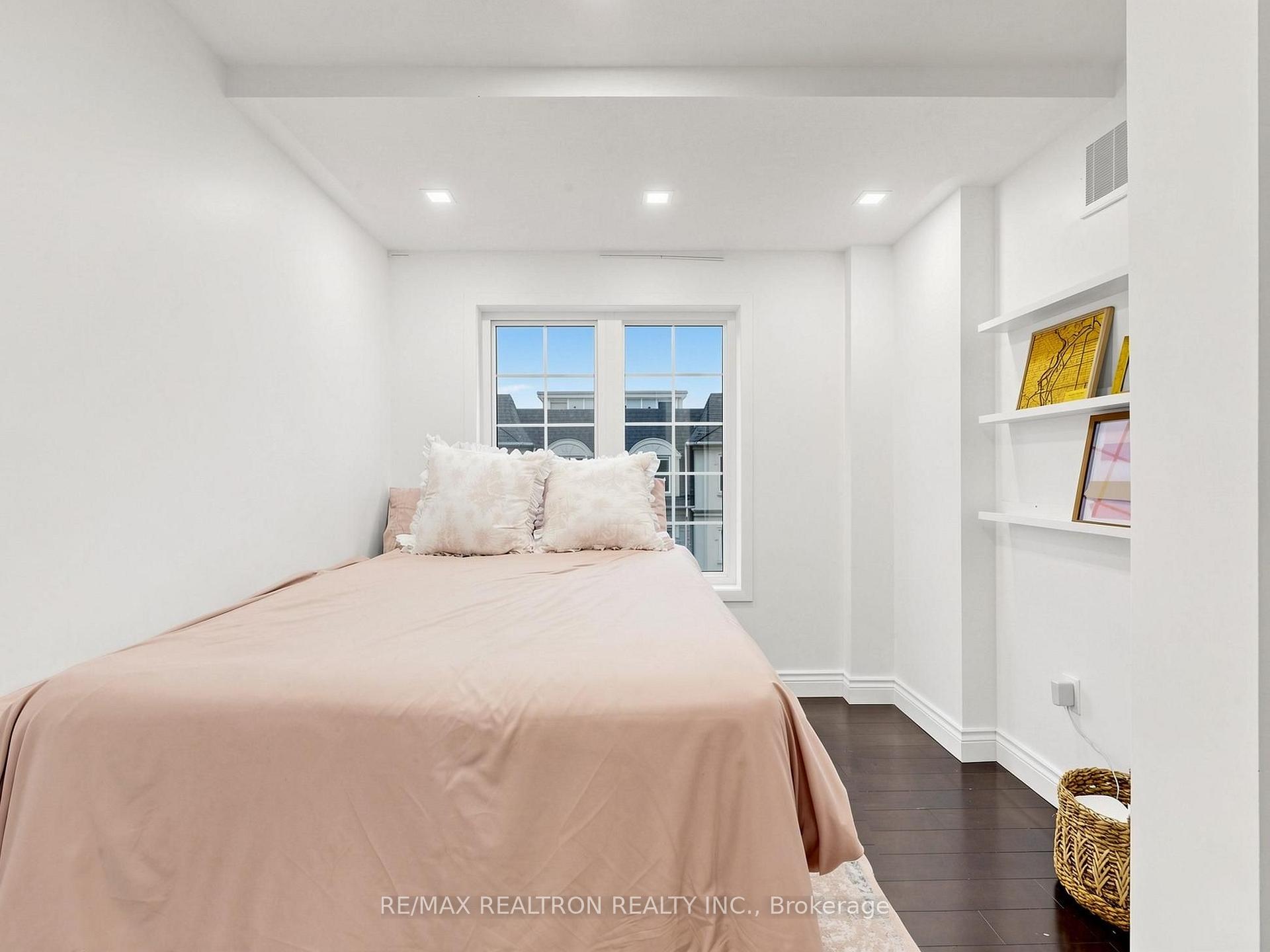 Photo 34 of Unit 92, 1250 St. Martins Drive, Pickering, Bay Ridges — HOMEH