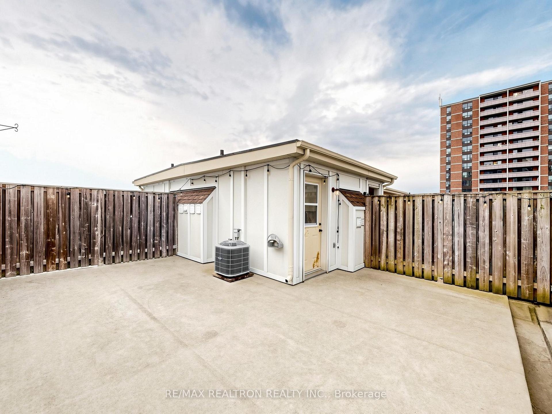 Photo 44 of Unit 92, 1250 St. Martins Drive, Pickering, Bay Ridges — HOMEH