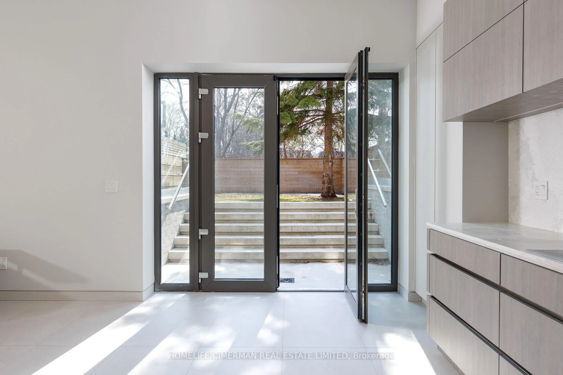 Photo 72 of 21 Farrell Avenue, North York, Willowdale West — HOMEH