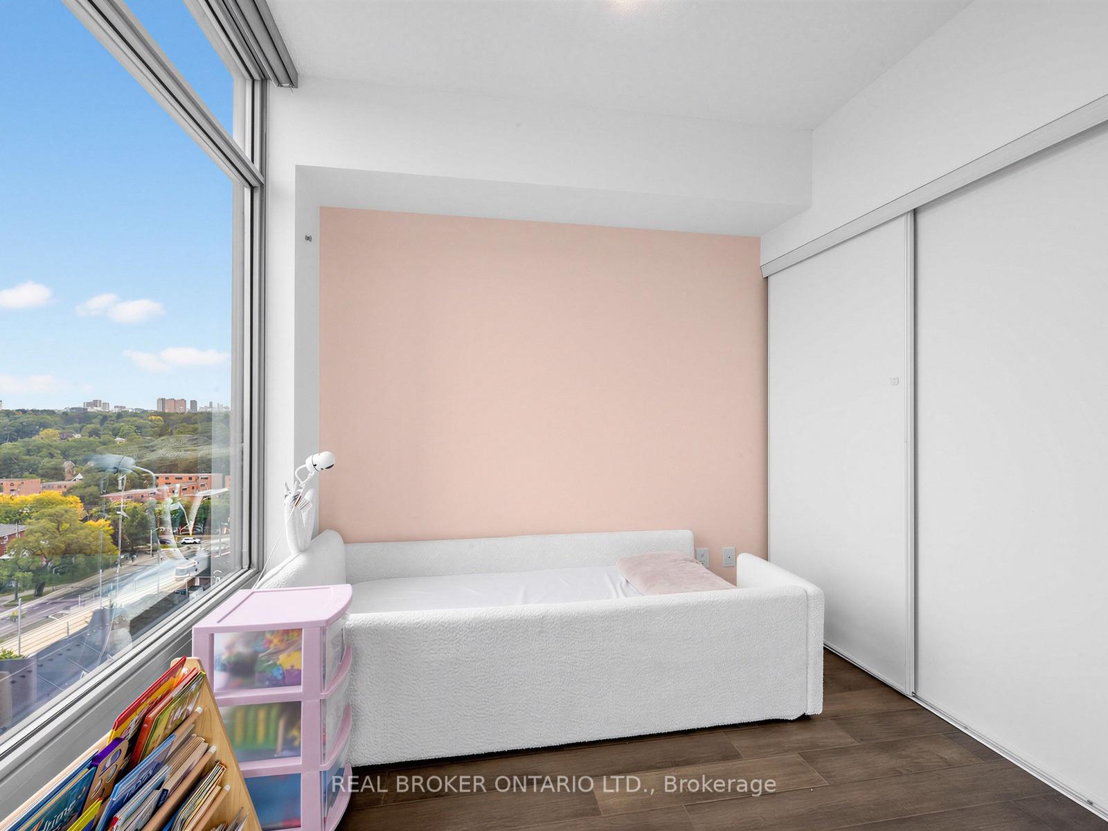 Photo 9 of Unit 1310, 105 The Queensway, Toronto, High Park-Swansea — HOMEH