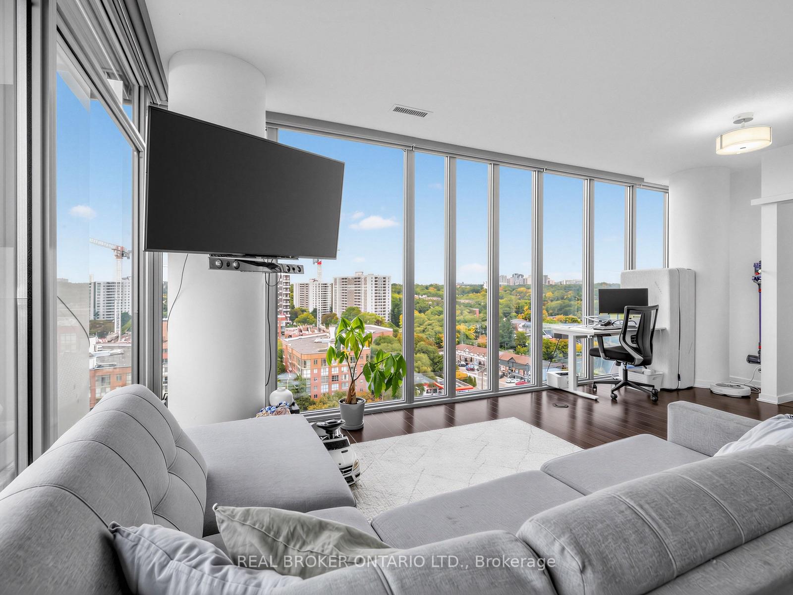 Photo 12 of Unit 1310, 105 The Queensway, Toronto, High Park-Swansea — HOMEH