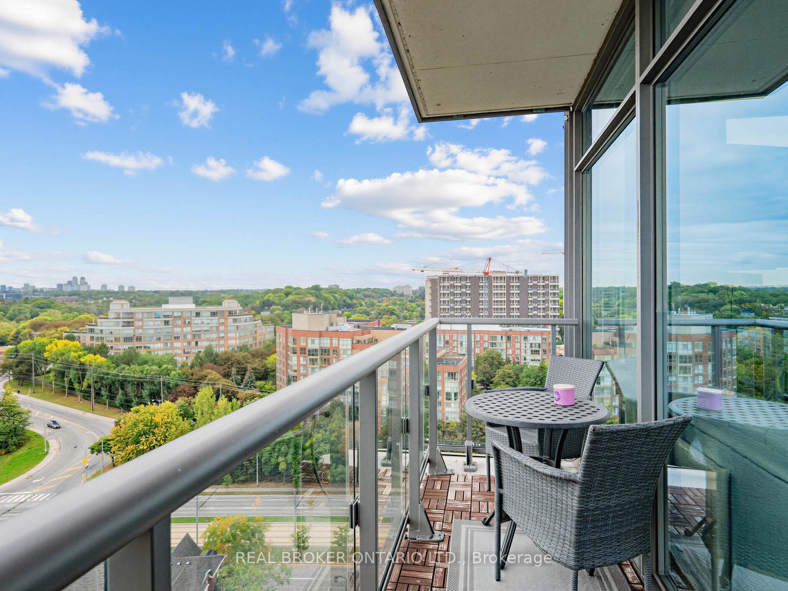 Photo 14 of Unit 1310, 105 The Queensway, Toronto, High Park-Swansea — HOMEH