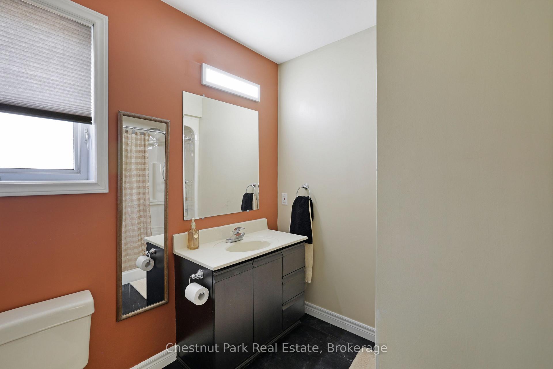 Photo 19 of 755 4th Avenue E, Owen Sound — HOMEH