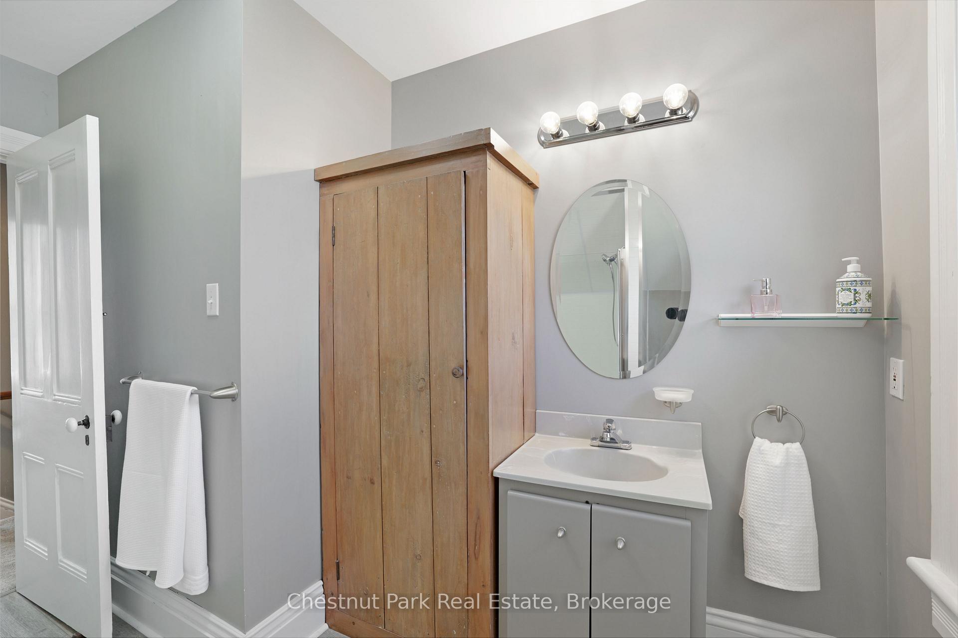 Photo 35 of 755 4th Avenue E, Owen Sound — HOMEH
