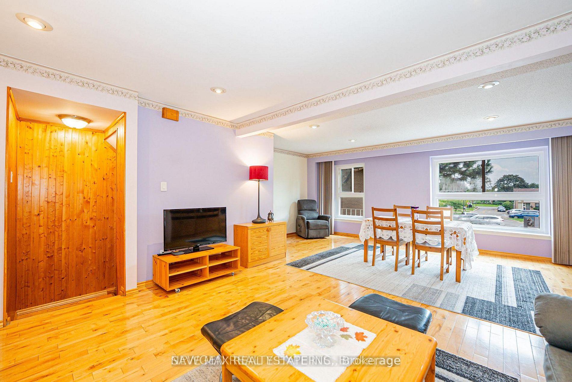 Photo 13 of Unit 56, 46 Dearbourne Boulevard, Brampton, Southgate — HOMEH
