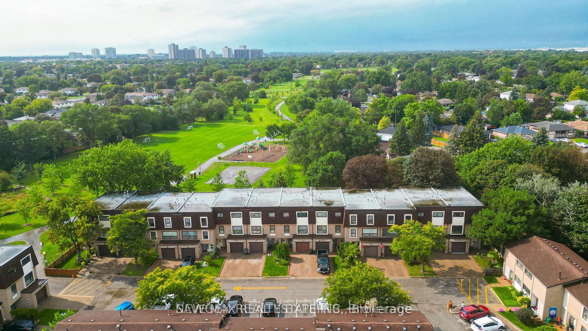 Photo 32 of Unit 56, 46 Dearbourne Boulevard, Brampton, Southgate — HOMEH