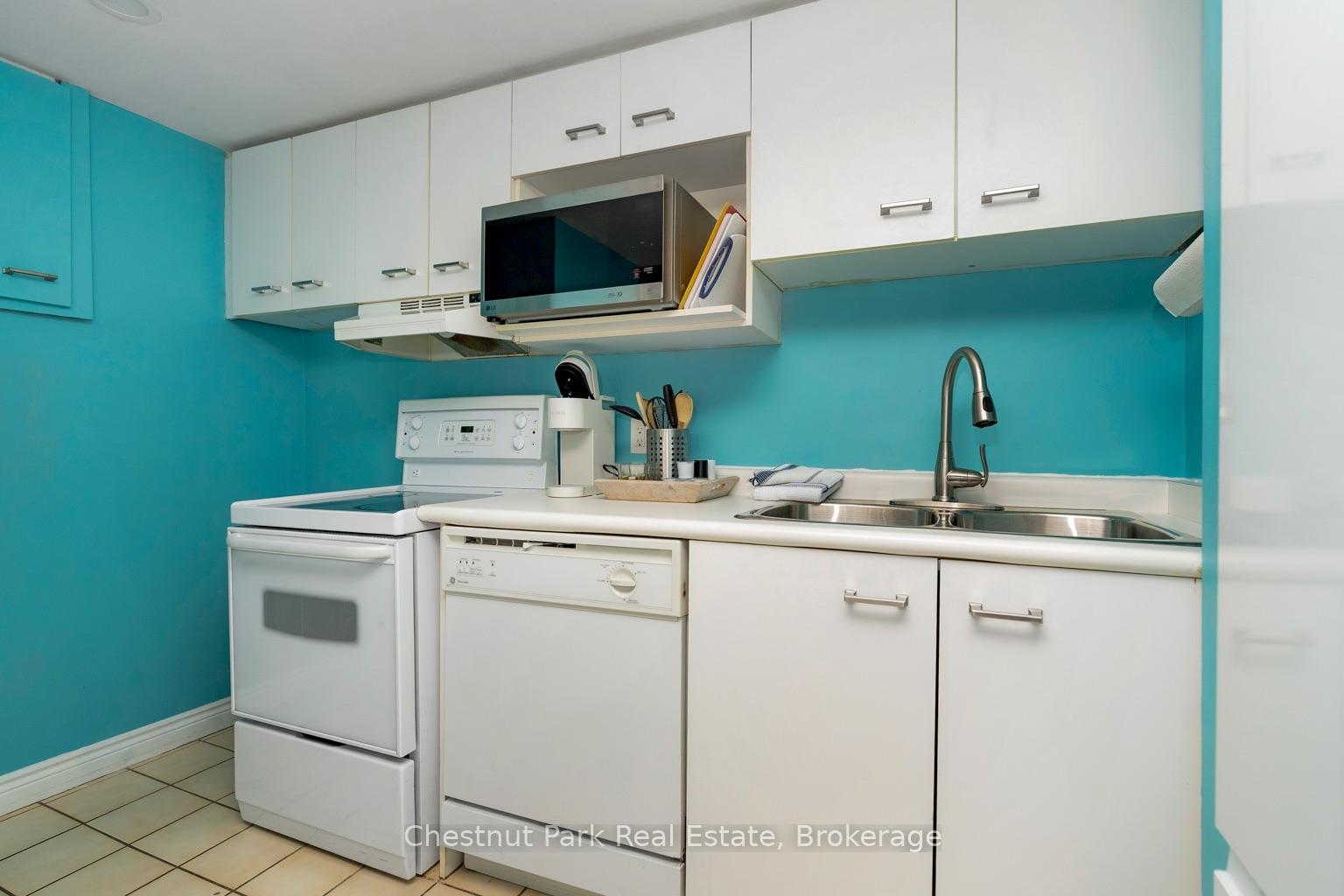 Photo 14 of Unit 306, 796468 Grey Road 19, Blue Mountains — HOMEH