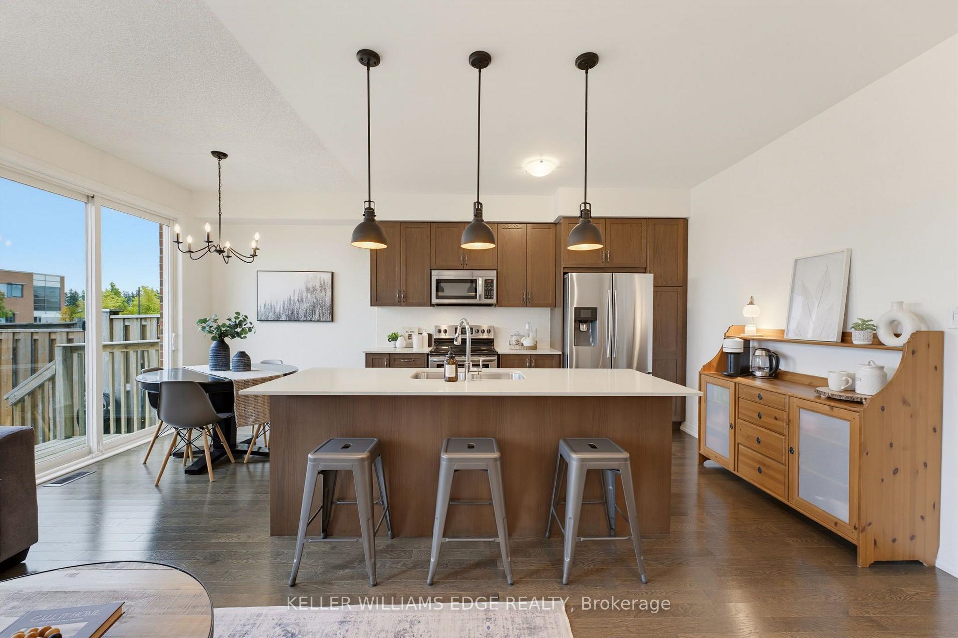 Photo 8 of 739 Banks Crescent, Milton, Willmott — HOMEH