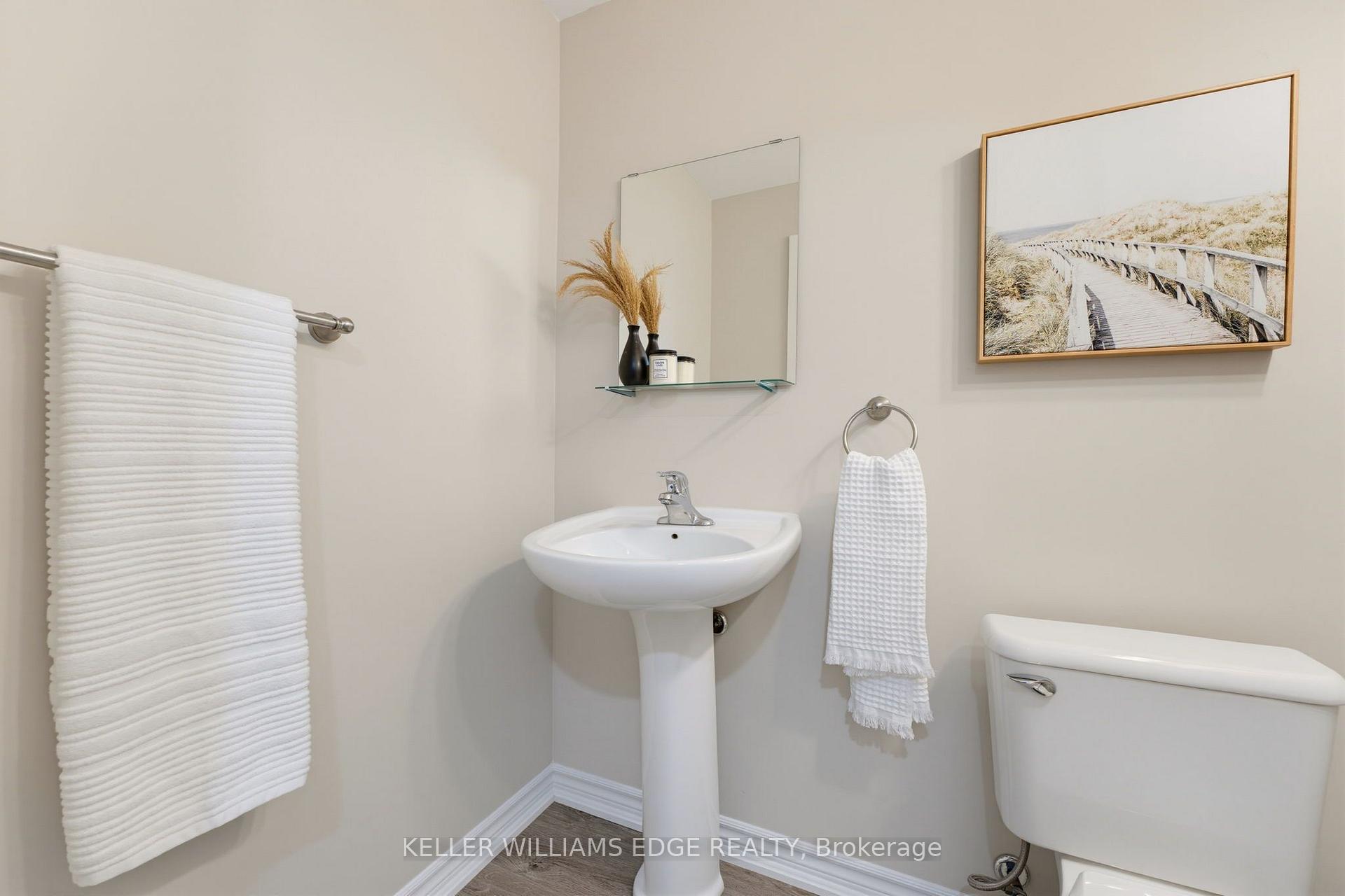 Photo 27 of 739 Banks Crescent, Milton, Willmott — HOMEH