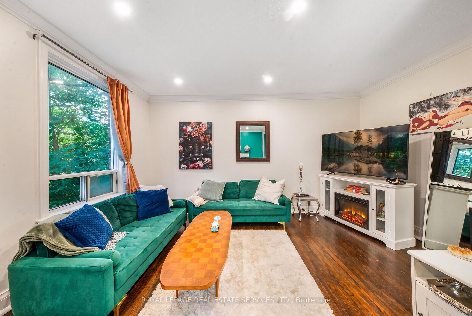 Photo 11 of 761 Kingston Road, Toronto, The Beaches — HOMEH
