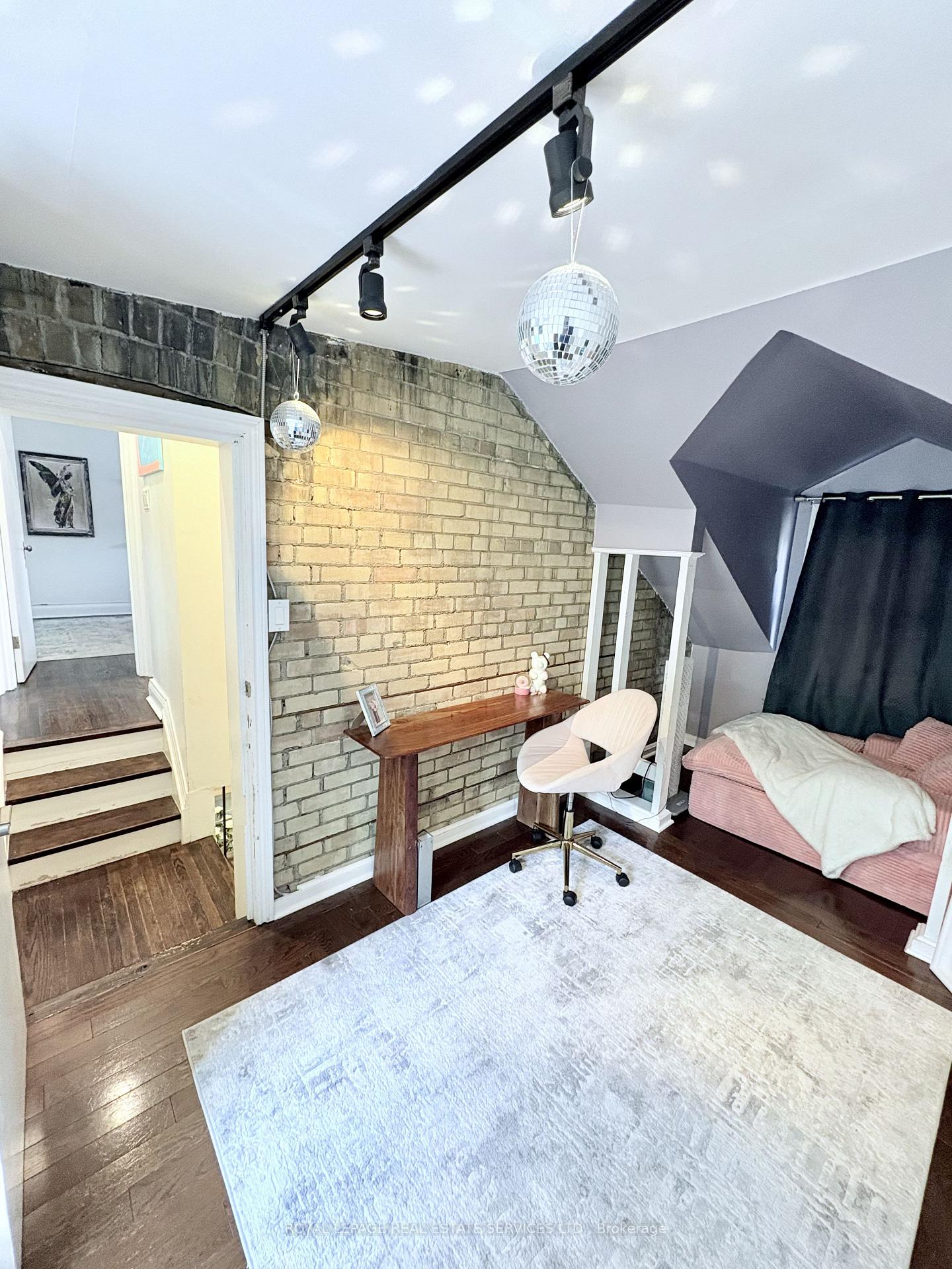 Photo 18 of 761 Kingston Road, Toronto, The Beaches — HOMEH