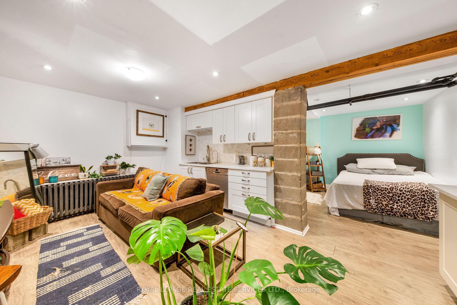 Photo 33 of 761 Kingston Road, Toronto, The Beaches — HOMEH
