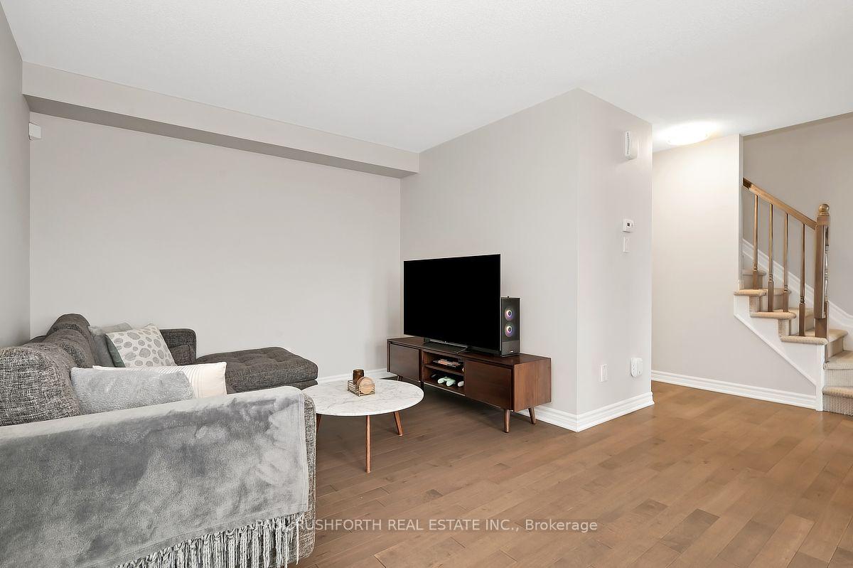 Photo 6 of 375 Sweetfern Crescent, Ottawa, Avalon West — HOMEH