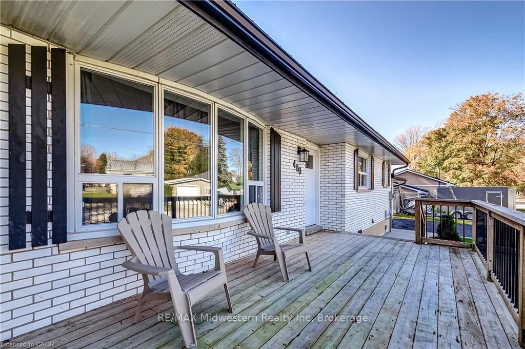 Photo 2 of 480 Cavan Street, Minto — HOMEH