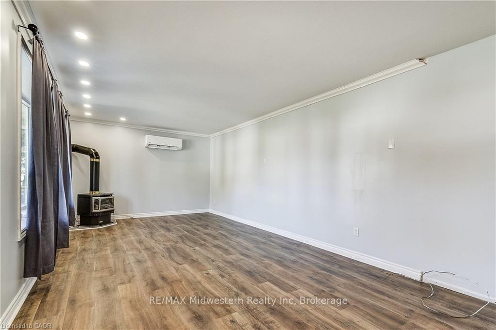 Photo 9 of 480 Cavan Street, Minto — HOMEH