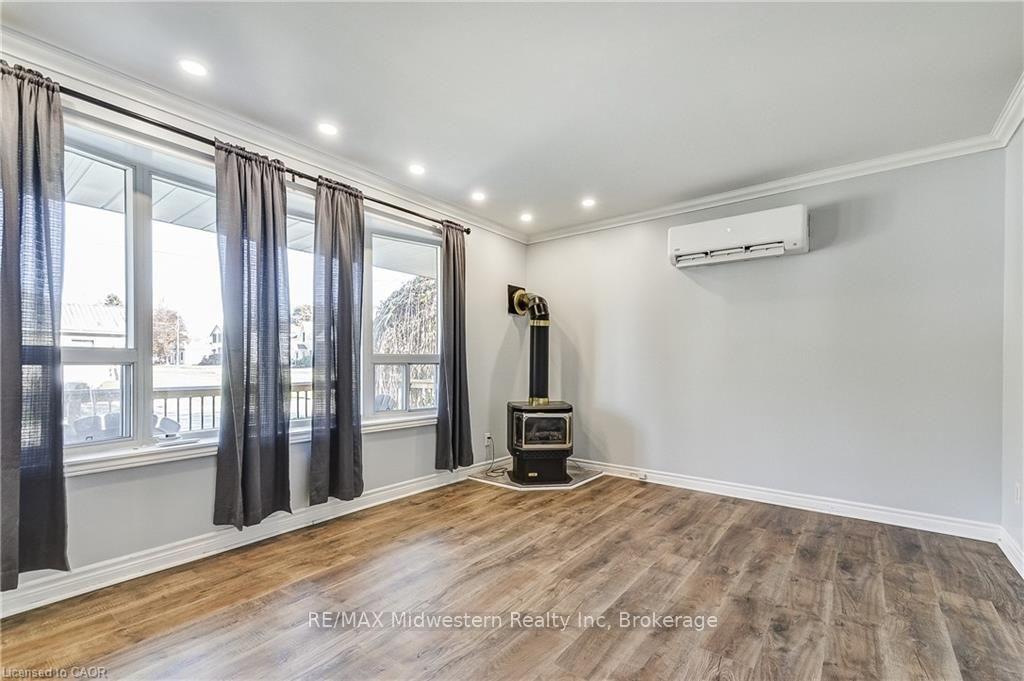 Photo 10 of 480 Cavan Street, Minto — HOMEH