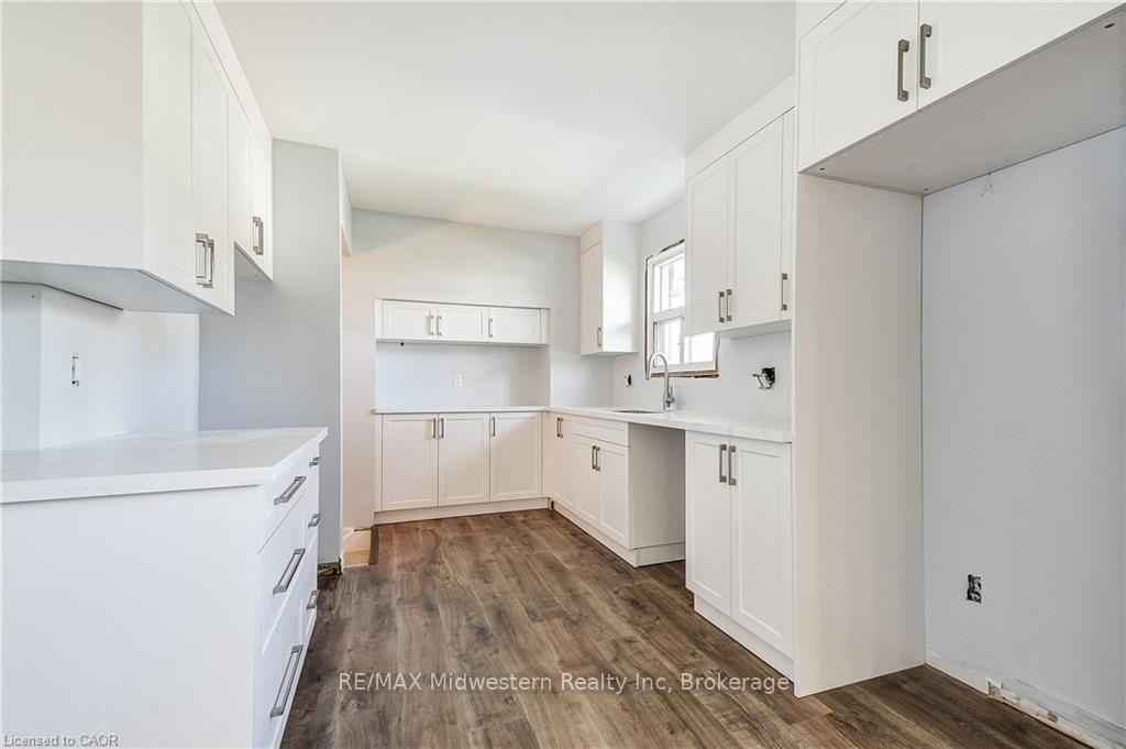 Photo 14 of 480 Cavan Street, Minto — HOMEH