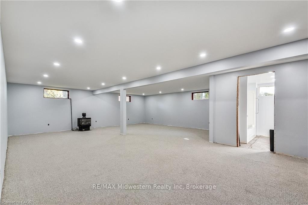 Photo 18 of 480 Cavan Street, Minto — HOMEH