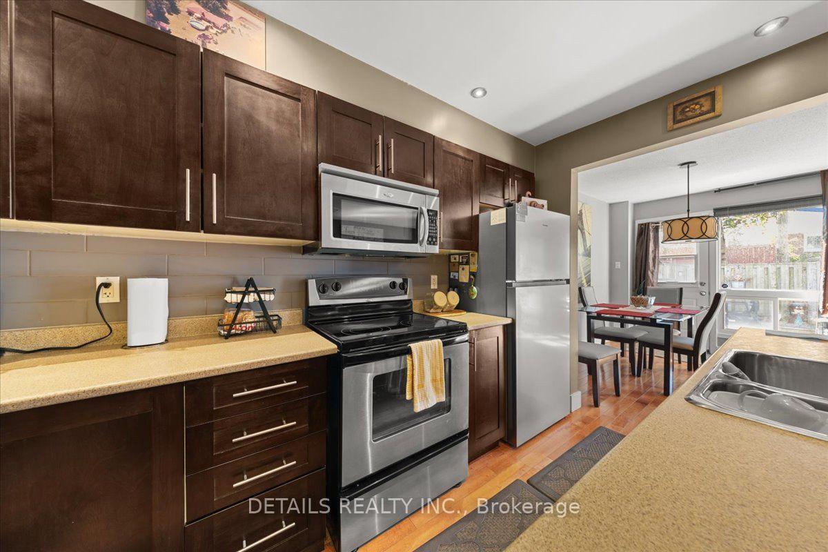 Photo 9 of 156 Birch hill Private, Ottawa, Beacon Hill South — HOMEH