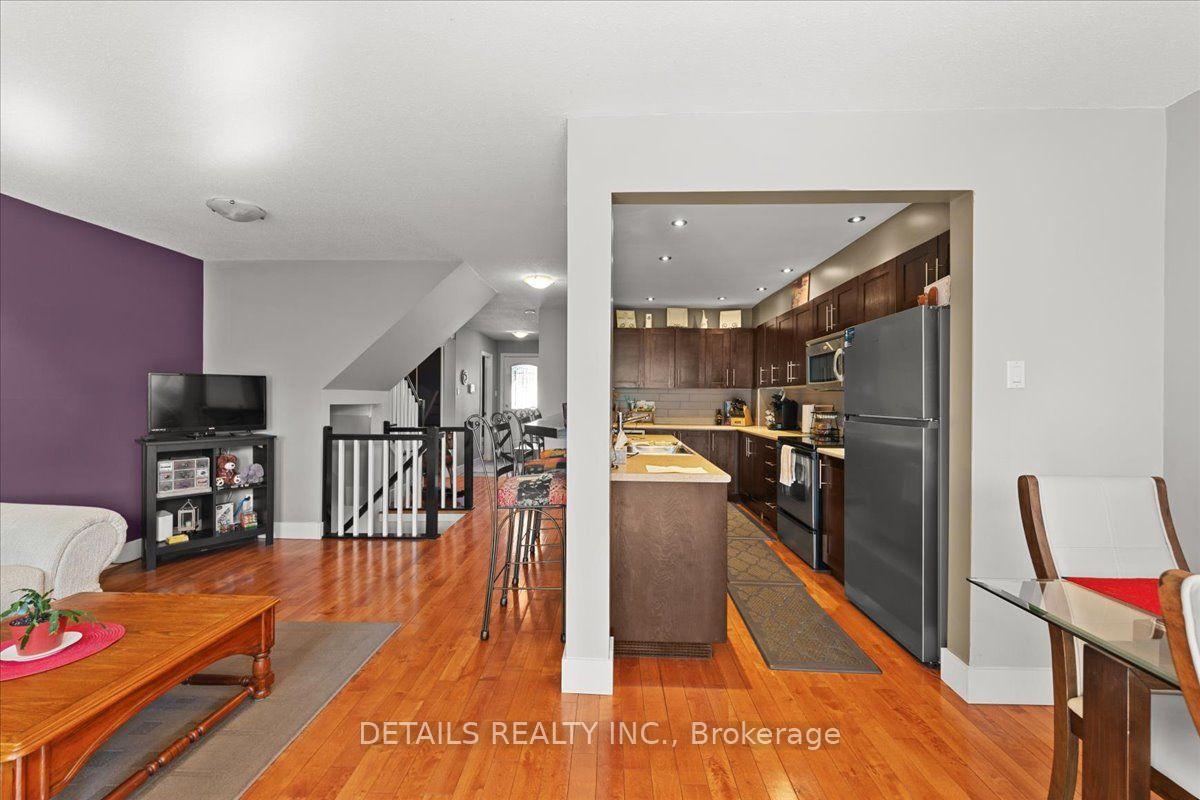 Photo 11 of 156 Birch hill Private, Ottawa, Beacon Hill South — HOMEH
