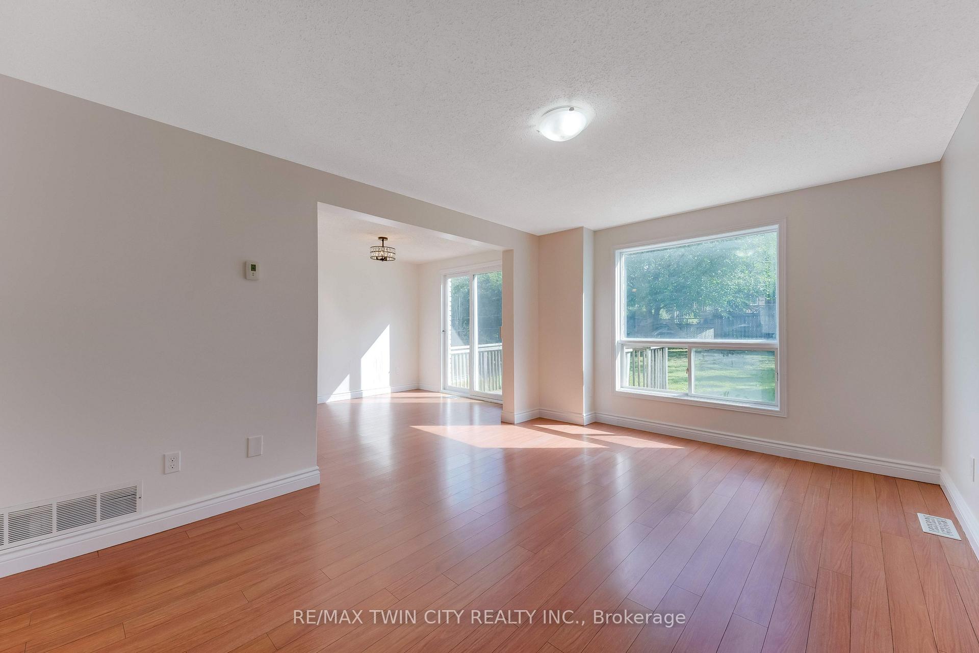 Photo 7 of 47 Bushnell Drive, Cambridge, Greenway-Chaplin — HOMEH