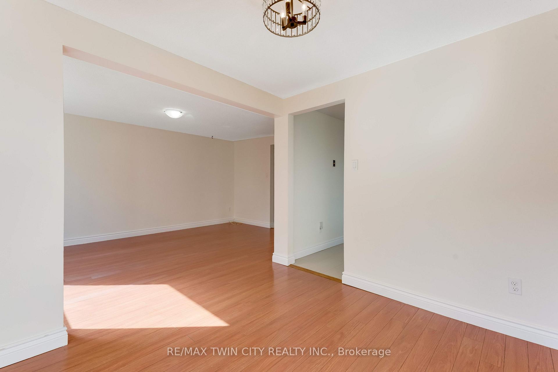 Photo 8 of 47 Bushnell Drive, Cambridge, Greenway-Chaplin — HOMEH