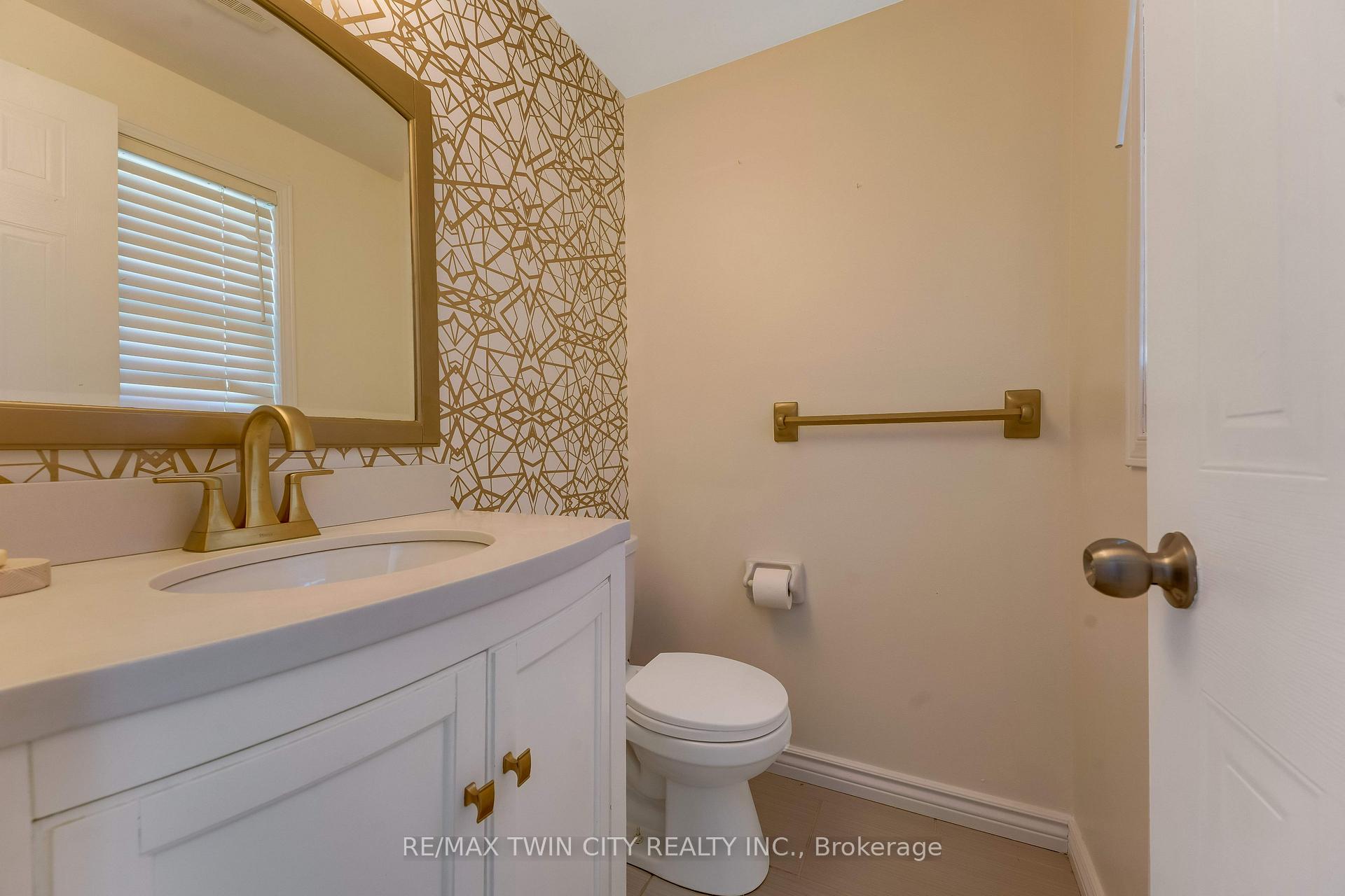 Photo 20 of 47 Bushnell Drive, Cambridge, Greenway-Chaplin — HOMEH